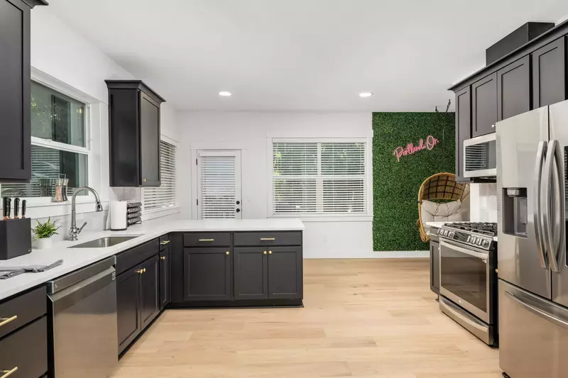 Bright and comfortable while loaded with amenities for groups and families to experience.