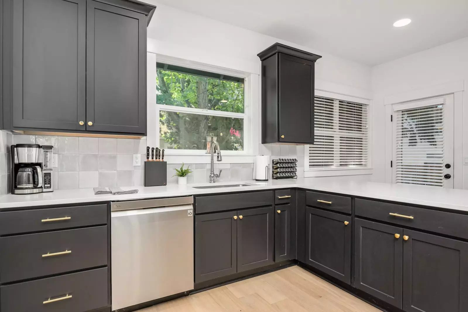 Completely renovated with brand new furnishing.