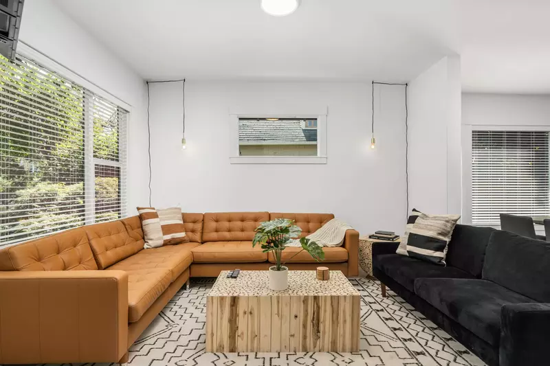 "We loved the space, especially the décor and how spacious it was." - Mel