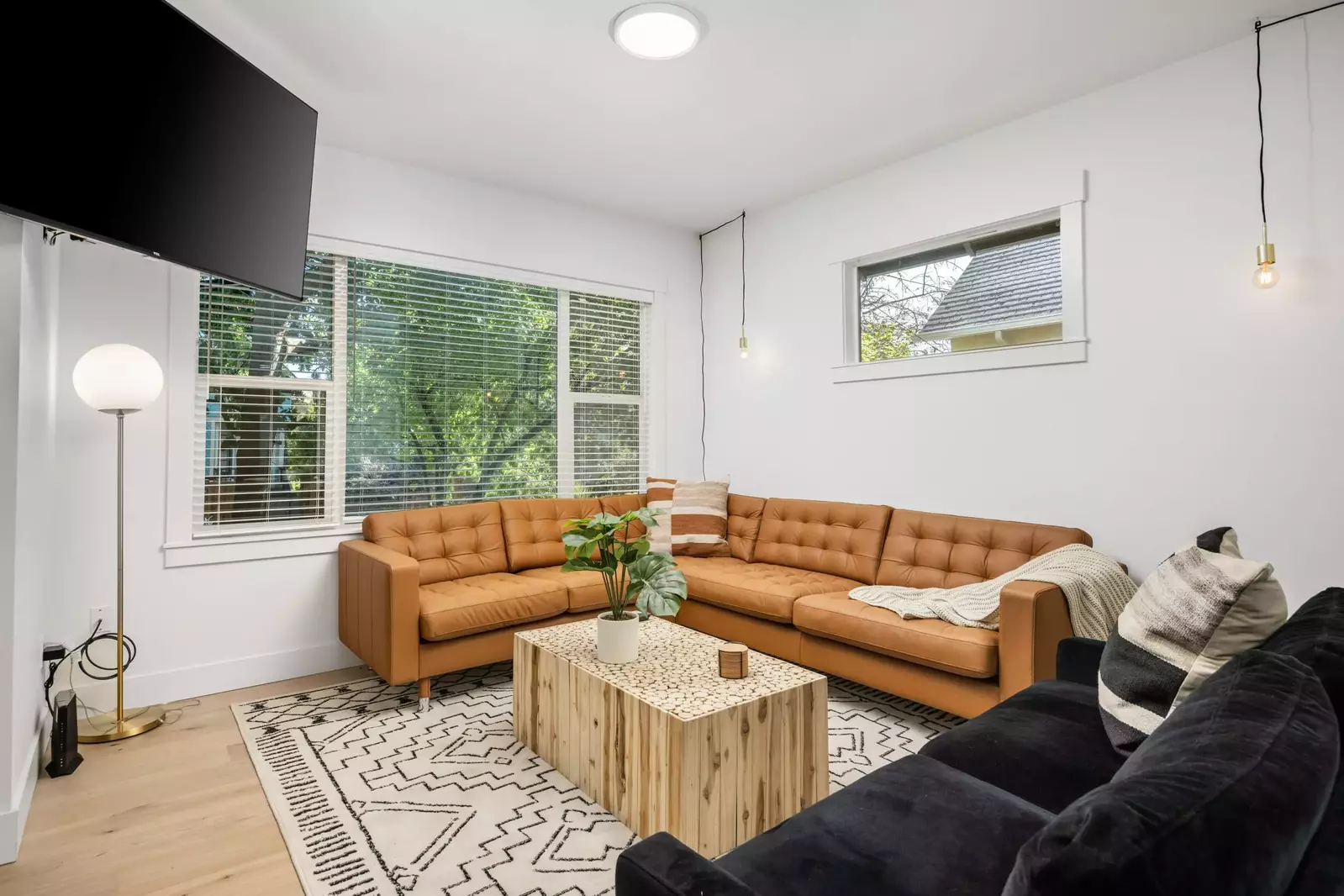 When we arrived, it even smelled super fresh and clean. -Lauren