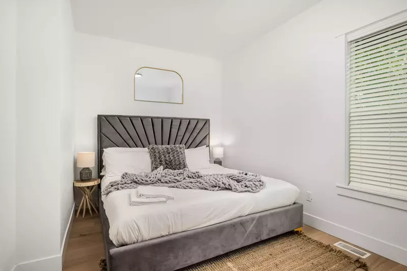 The beds were really comfortable too, we felt right at home. -Maisie