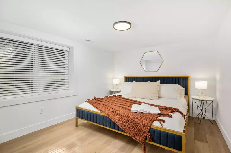 The house amenities were very nice and we had lots of room for all of our things. -Kenny