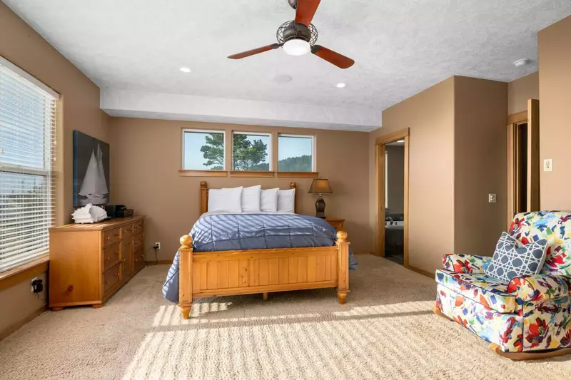 "Comfortable beds." - Marian E.