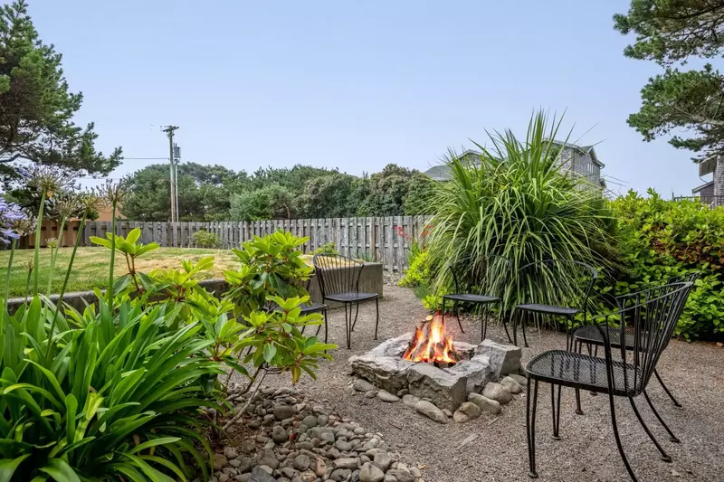 The firepit is an excellent place to relax after a day of exploring the Oregon Coast!