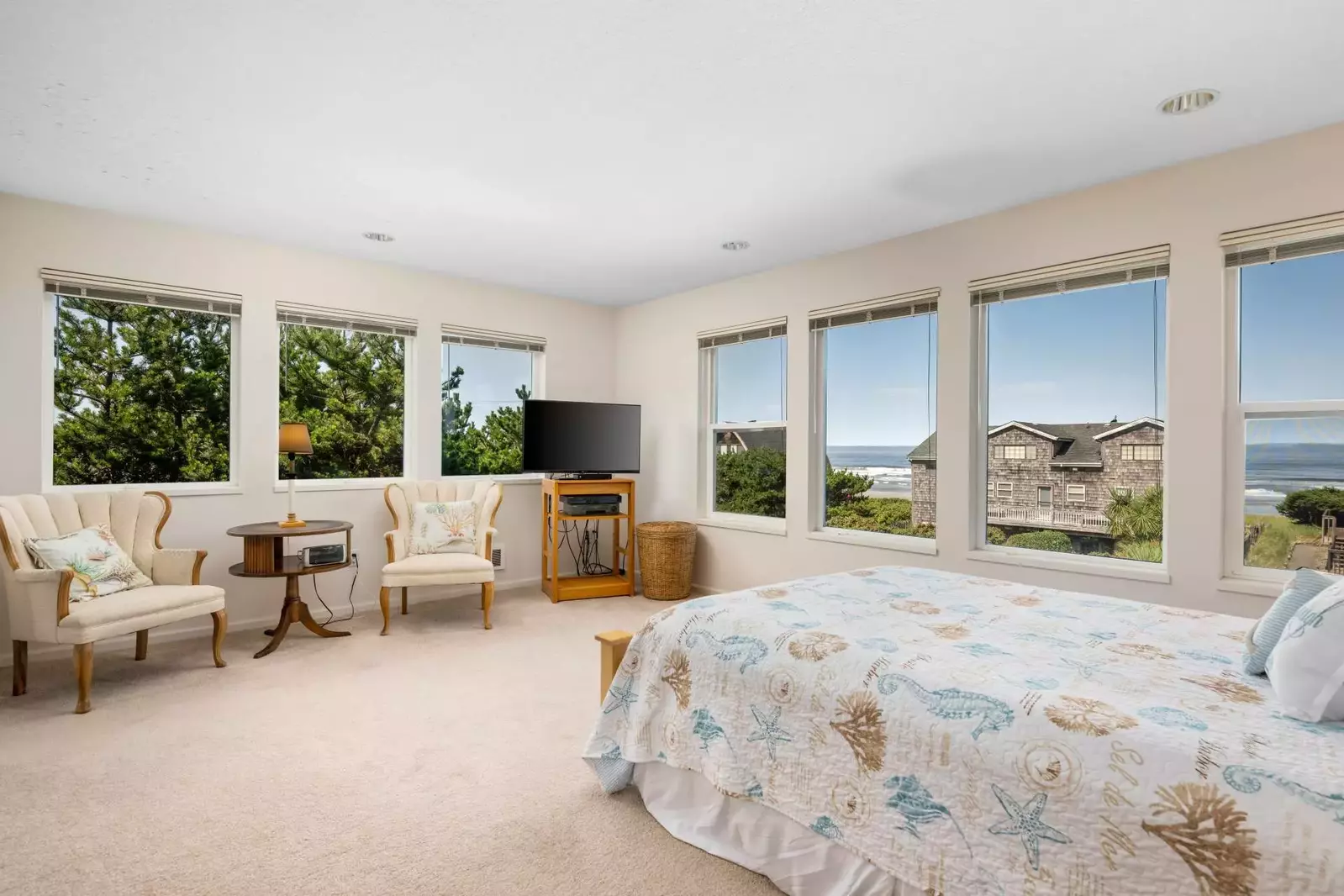 "Great spot! Perfect for a family getaway, steps from a beautiful beach and a quick drive into town for supplies." - Adnan