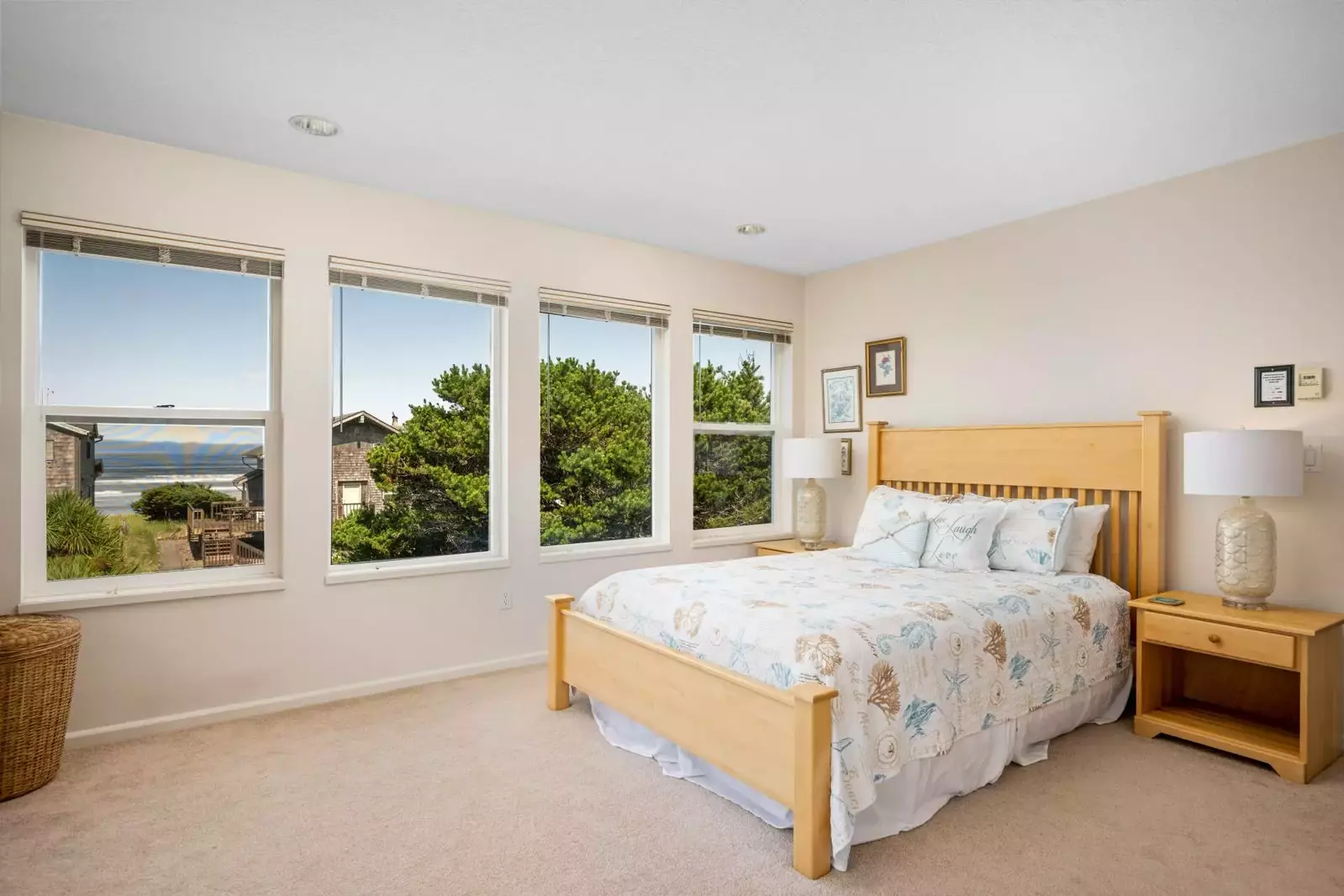 "Great getaway for spring break. Easy pathway to beach. Had everything we needed, including beach toys. And LOTS of towels!"  - Janelle