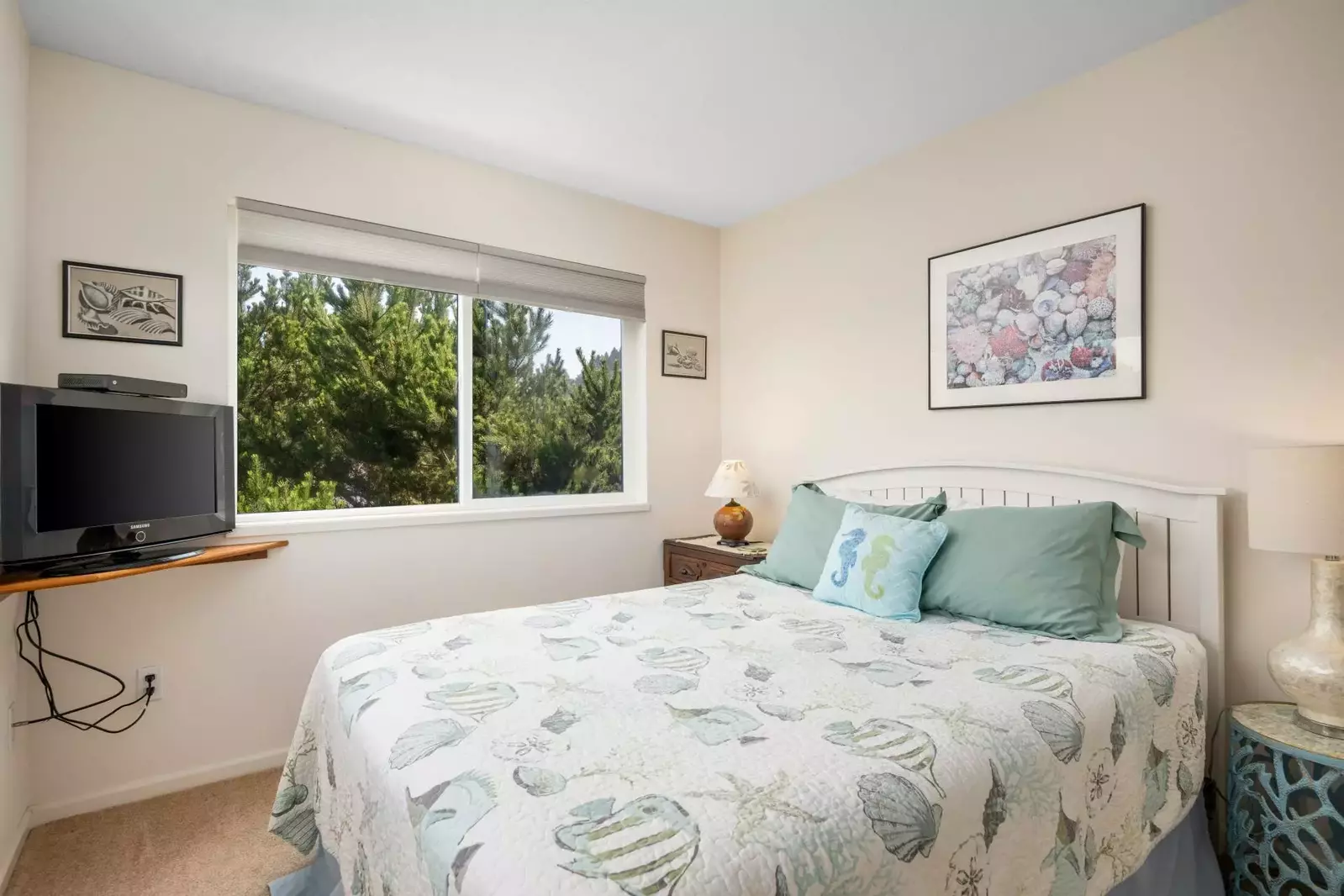 "If you’re looking for a fun get away with breathtaking views, right on the beach, this is your home!" - Grace