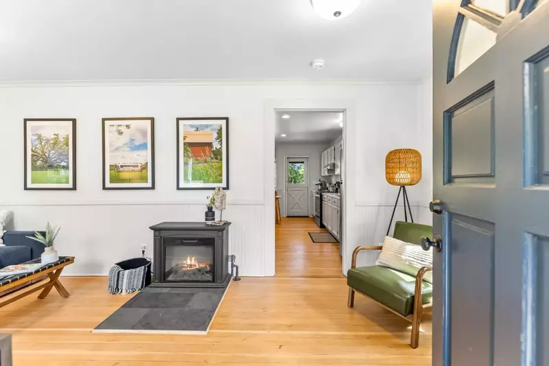 "The location is great. Not too far from the city. And the house had everything needed." - Denys