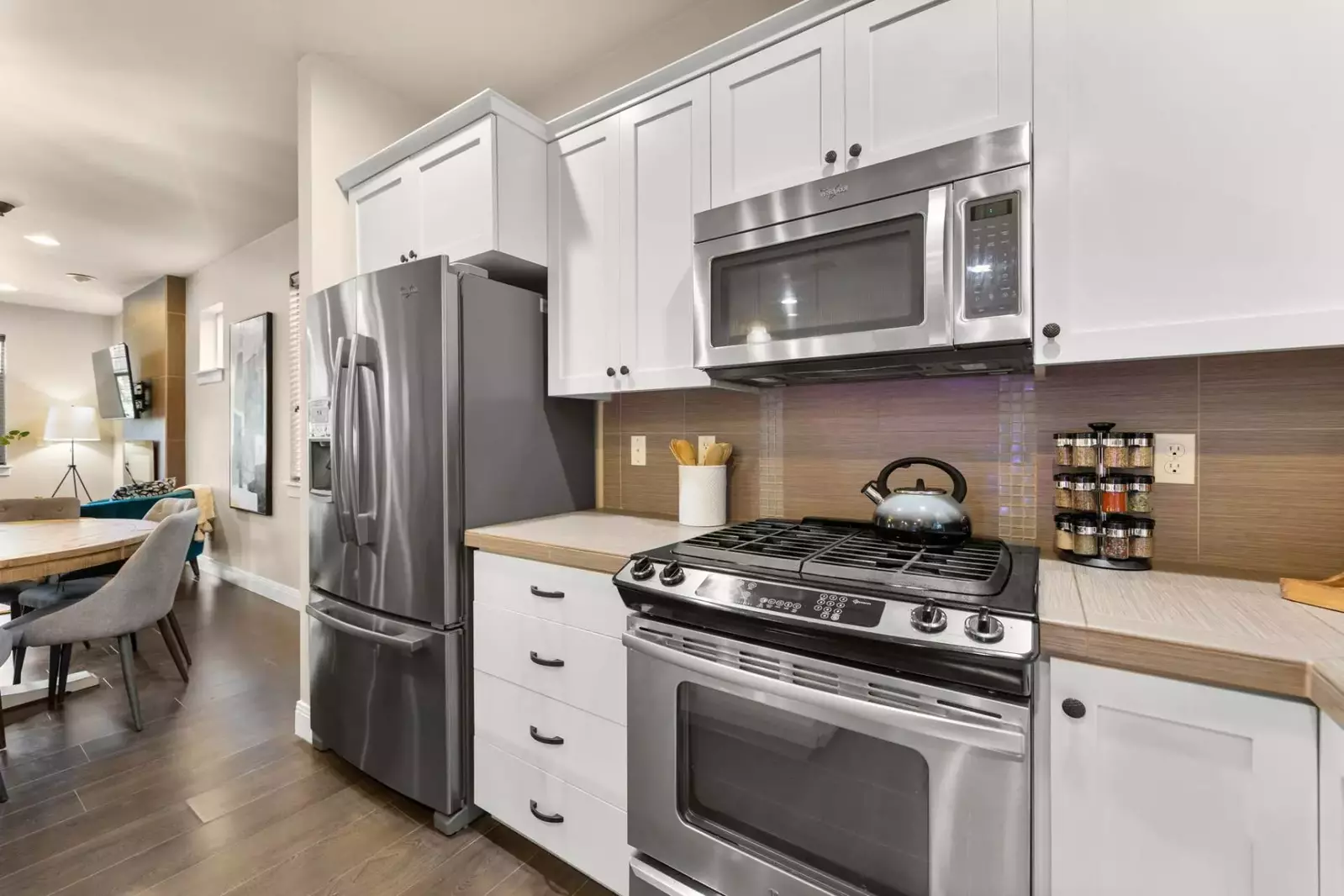 "Amenities were better than most, especially the appliances/dishes/utensils in the kitchen." - Suzanne