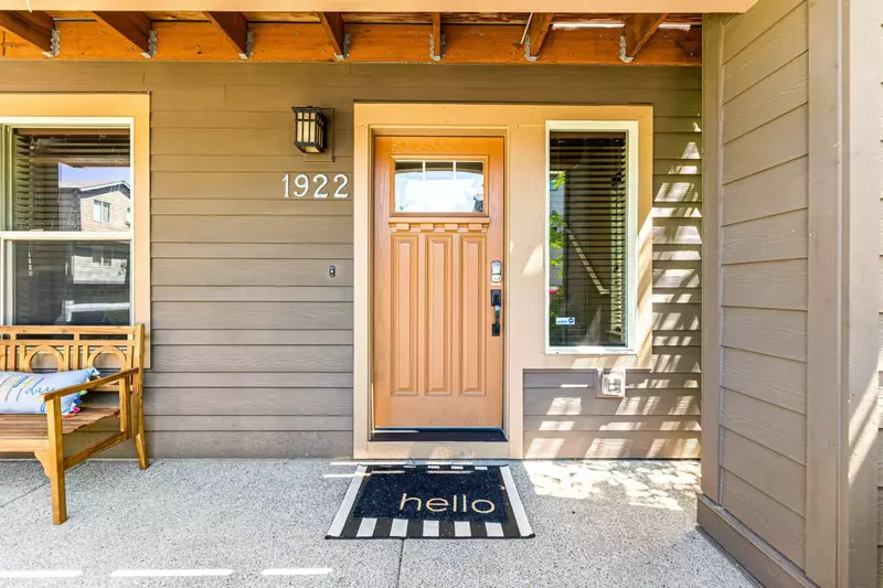 Beaverton is a lovely area full of natural spaces, delicious restaurants, family activities, and more.