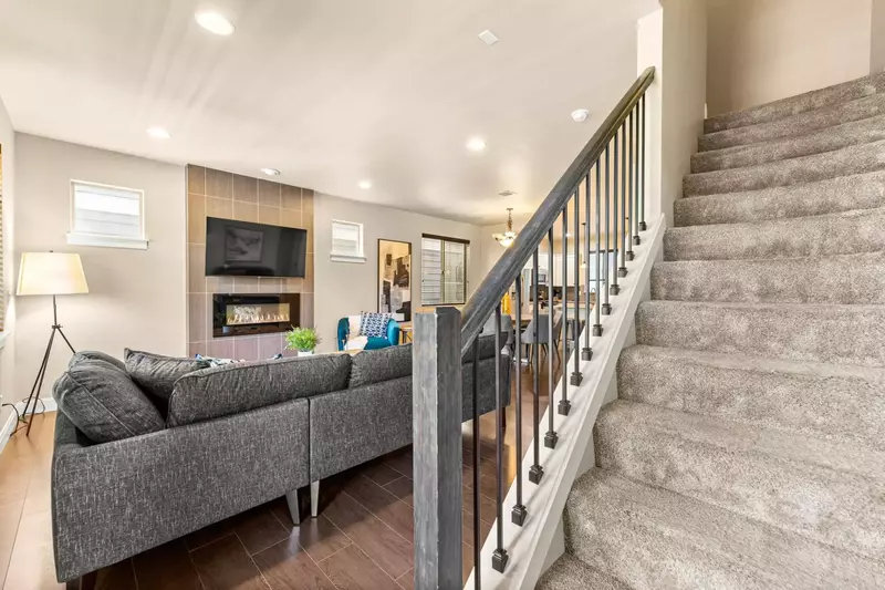 "Very clean. Just as described. Would stay again. Great communication with owner. Thank you!" - Sandy