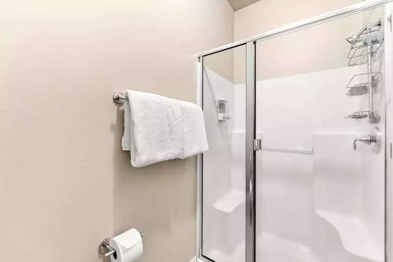 This shower has excellent water pressure.