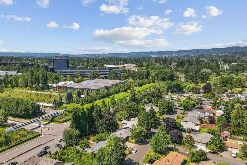 As you can see, Nike World Campus sits just across the street. Don't miss it!