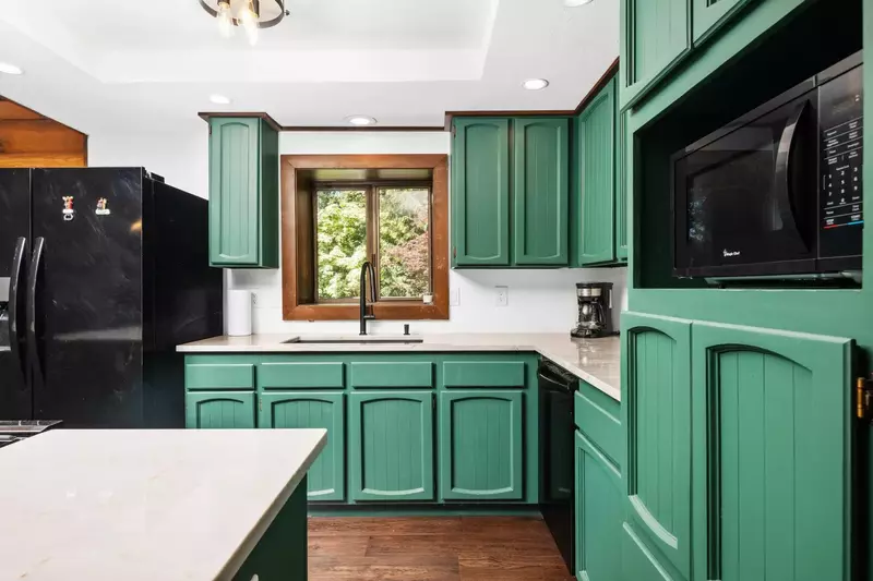 "Breathtaking, well equipped, and peaceful are just a few words to describe this cozy home in the woods!" - Olivia