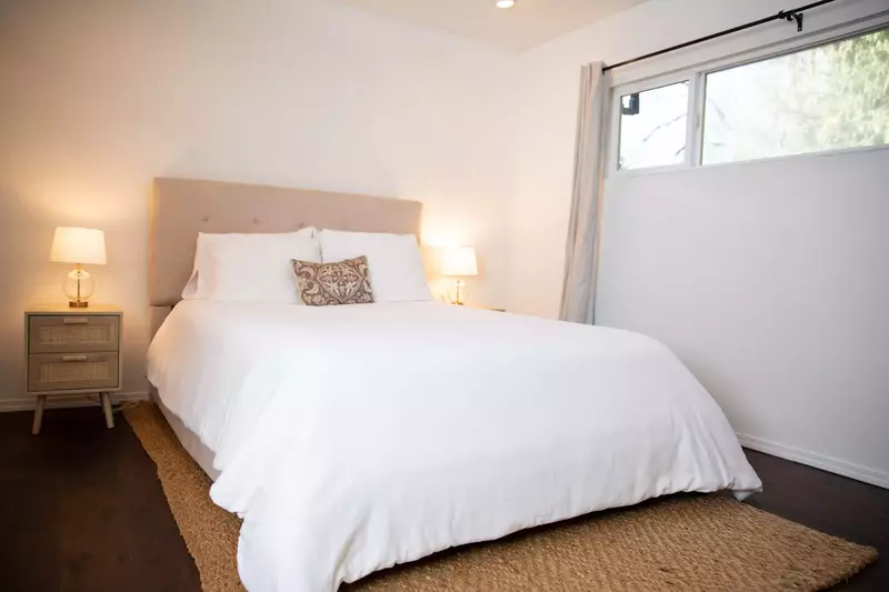 "It was incredible. The hosts were so responsive and clear about all aspects of the reservation. Would very highly recommend!" - Jorden