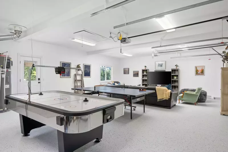 More games to enjoy like ping pong and air hockey along with sitting room and TV.