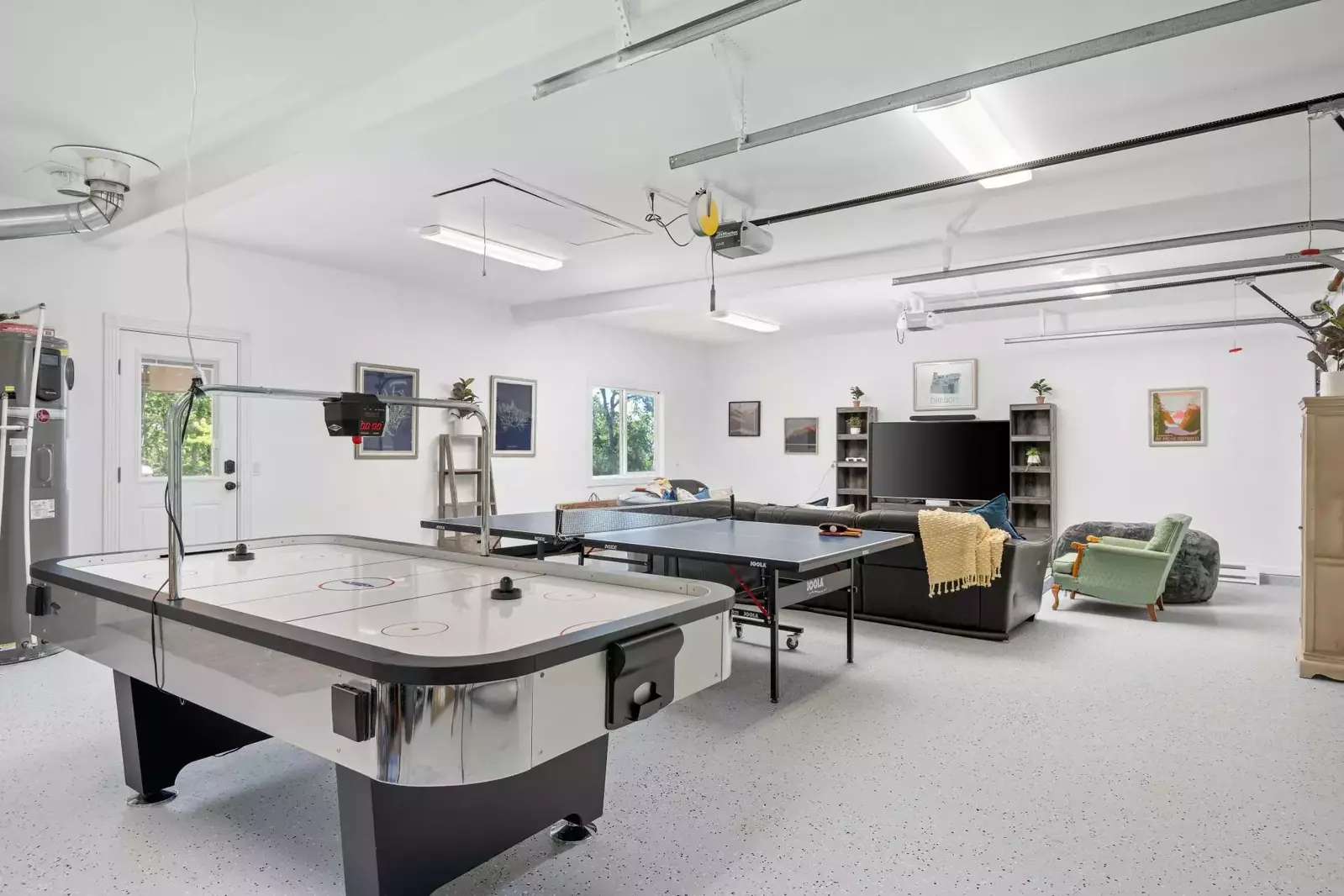 More games to enjoy like ping pong and air hockey along with sitting room and TV.