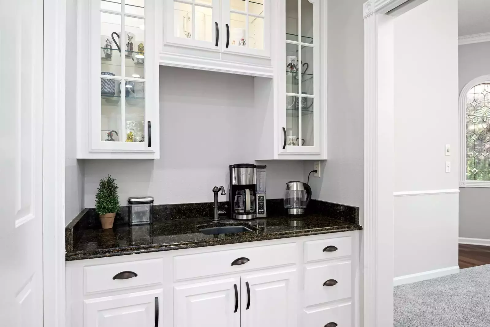 "Had a great time! house and property were beautiful and provided a great weekend getaway. we would certainly stay again in the future!" - Luis