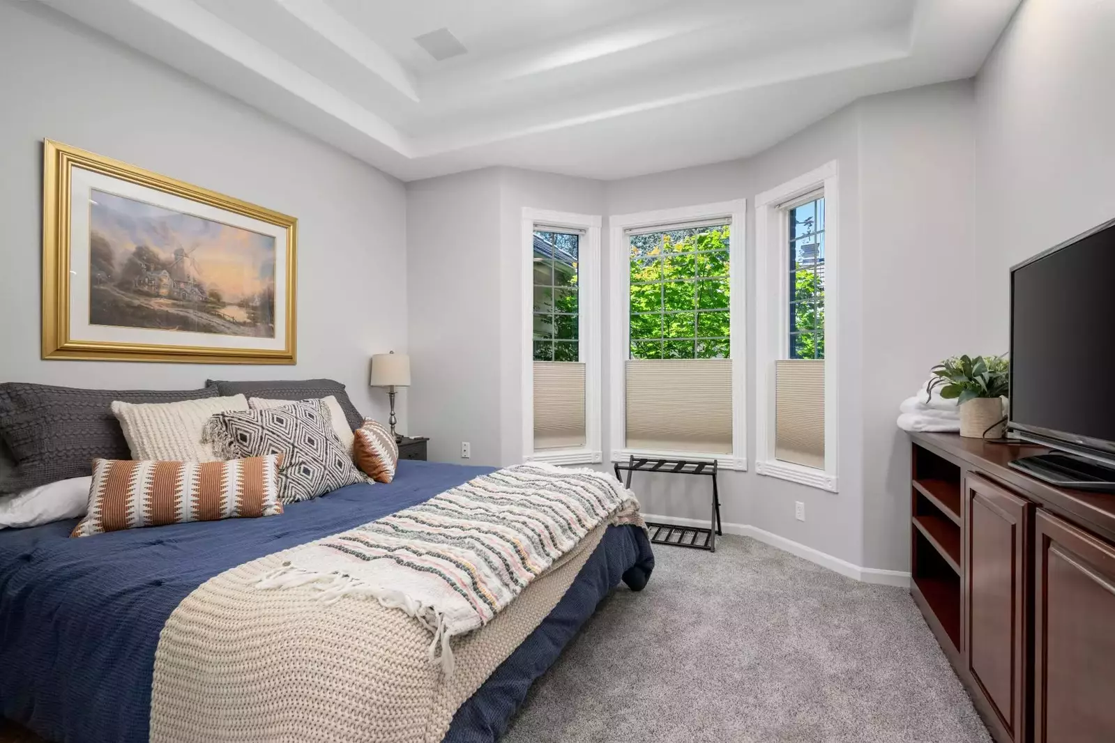 "This home is perfect if you have a big group." - Ashwaq