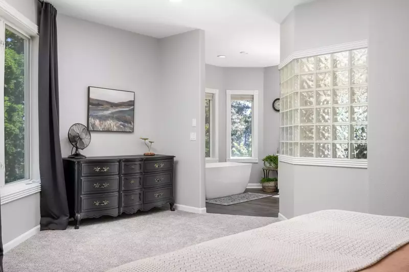 "We loved the home. Very well set up and felt like a family home. Very nice quality home" - Jim