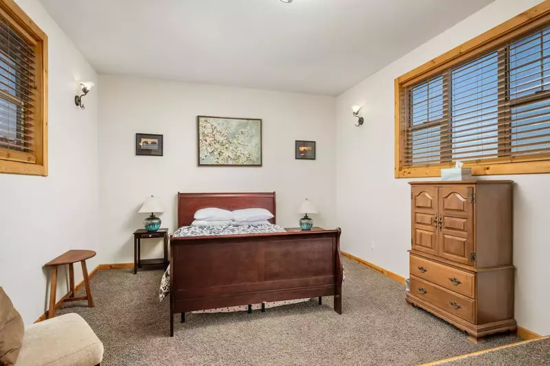 The house was great for all of us, with plenty of room to spread out. The younger ones enjoyed playing and watching movies in the upstairs room-Connie