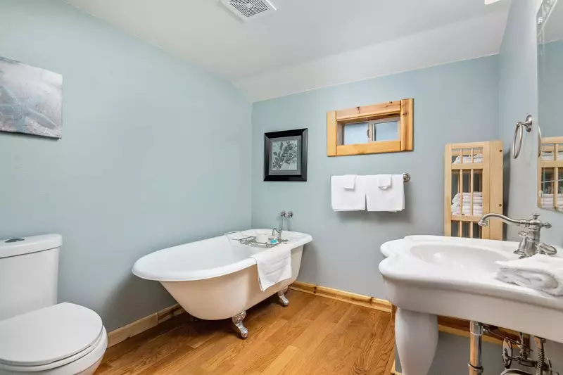 Our team is enthusiastic about ensuring our guests have great stays. Please reach out and we will happily provide local recommendations of all sorts!