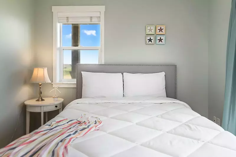 "Beautiful home by the beach. Plenty of room for our multiple family members to enjoy our company in the home." - Lewis