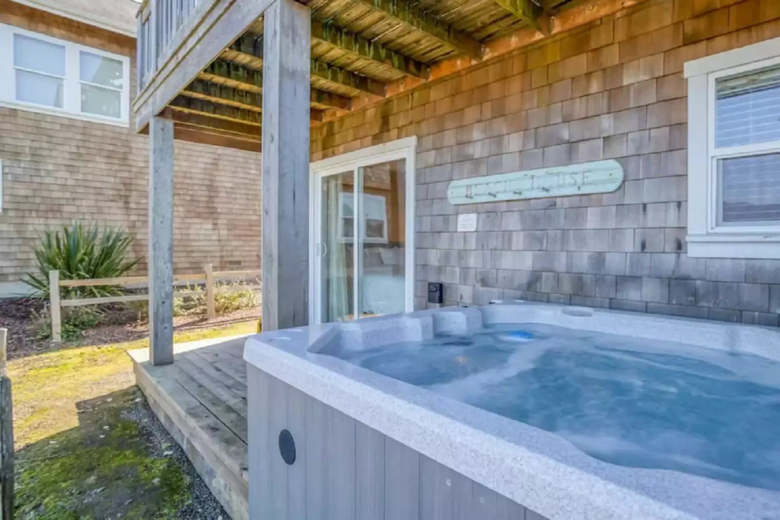 "Beautiful home & great location for our family of eight! We enjoyed being so close to the beach & access was so convenient!" - Sherry