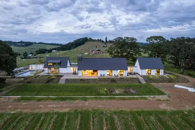 Deux Vert is a pristine oasis nestled in the stunning farmland of the Willamette Valley!