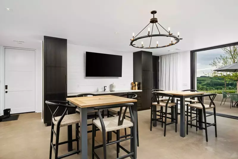 "Everything about Deux Vert Vineyard is breathtaking. No matter where you stand on the property, the views are spectacular. " - Barbara