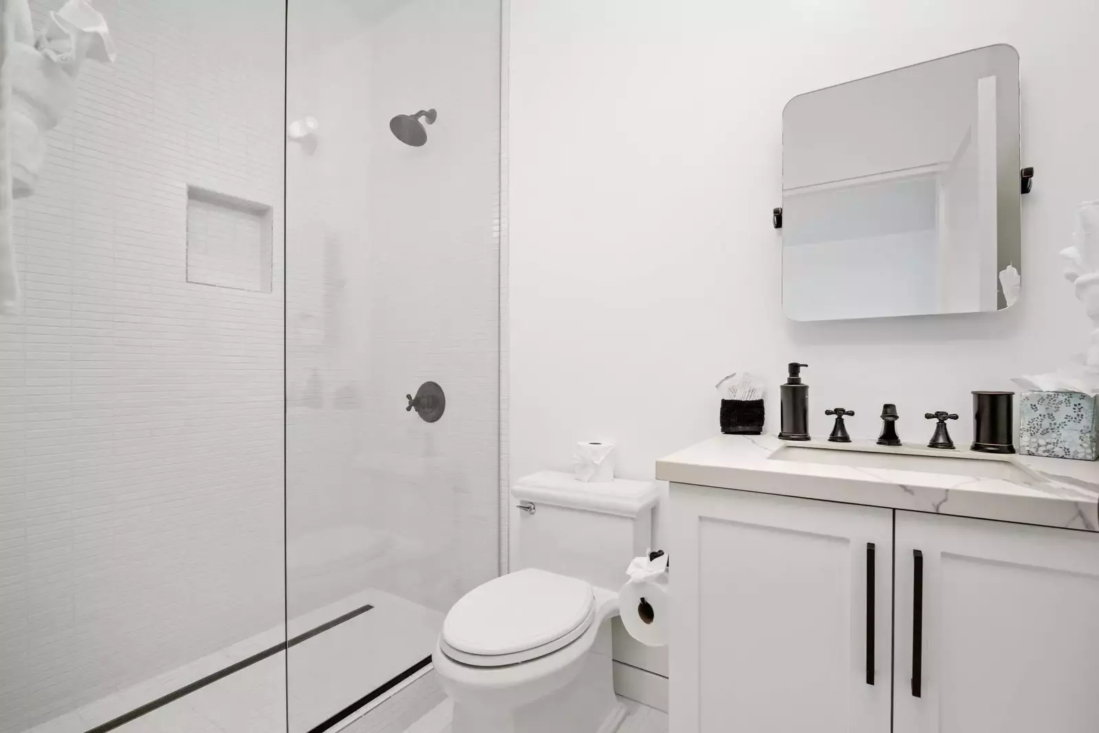 "This is the perfect spot for families and friends to gather. Can’t wait to return!" - Barbara