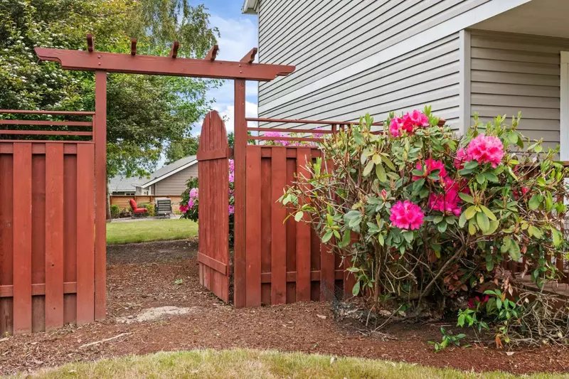 "This property is great for a big group. The space is even better in person. We loved how convenient the location was" - Greta