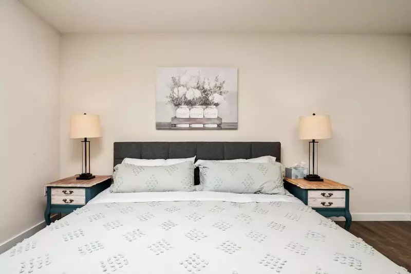 "Beautiful home, peaceful location, ample amenities for a home away from home." - Jenny