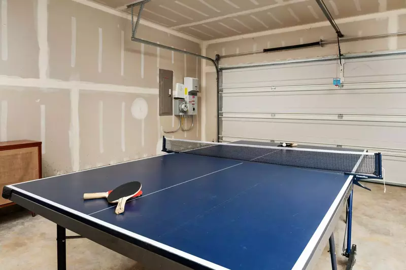 "BBQ and the backyard was perfect for all of us to relax. Cool additional room out back with TV and pool table. Great time" - John