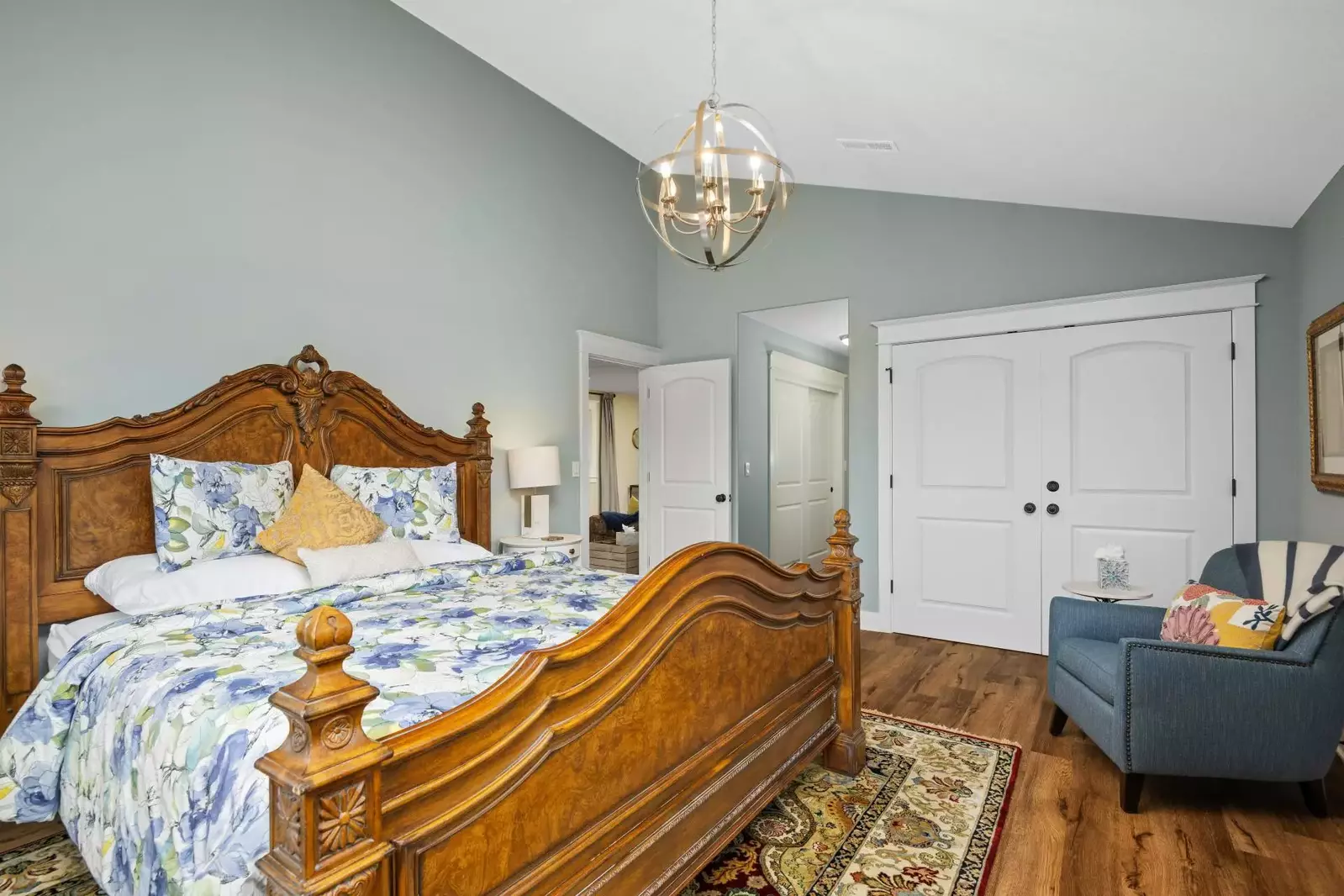 "This place is wonderful and quiet. Very well stocked with everything we needed. Extremely clean and almost brand new." - Michael