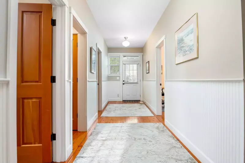 "Excellent property! Very clean and comfortable." - Colleen