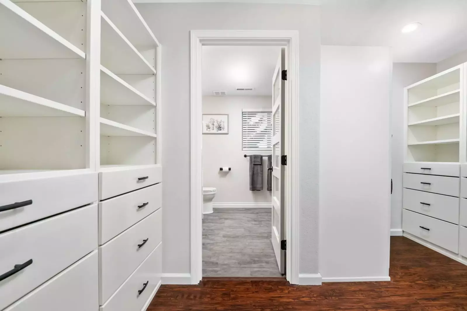 "Great areas to unwind and relax. Super communicative and very clean. Would highly recommend." - Christine