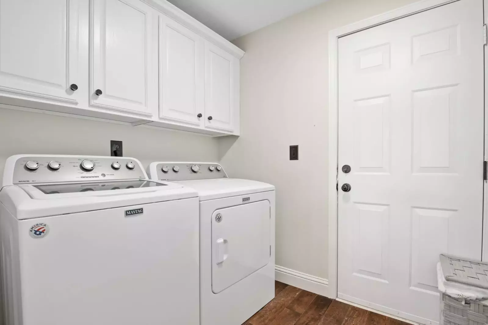 This rental has an up to date washing machine and dryer for guest use.
