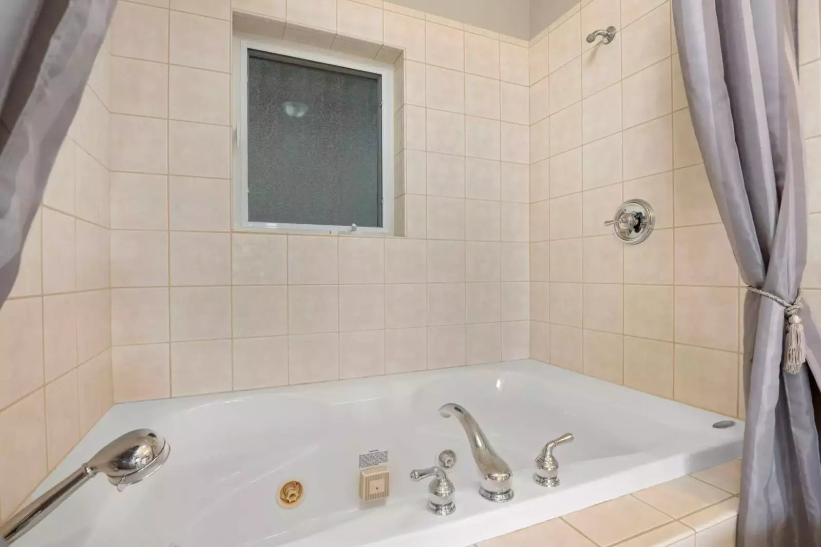 Soak in the tub after a fun day of coastal adventures!