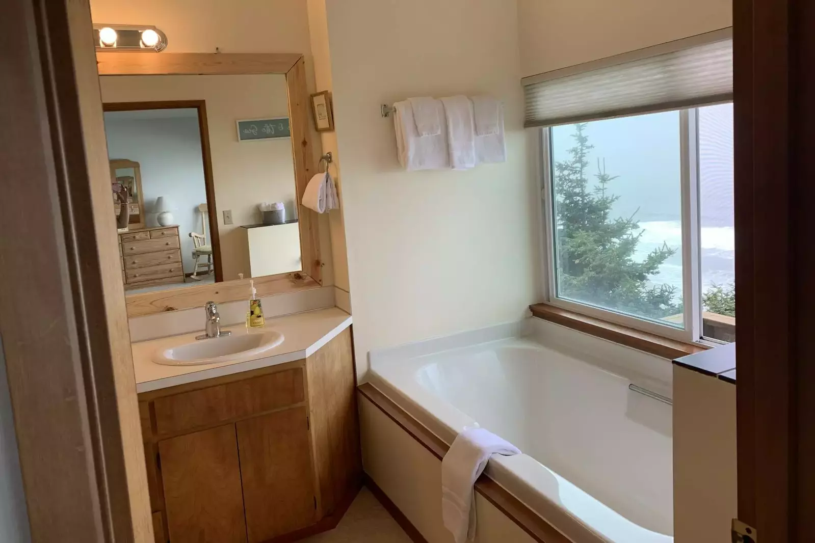 "The house was very clean, well maintained, and on a very quiet street/area. The location was also perfect" - Sarah