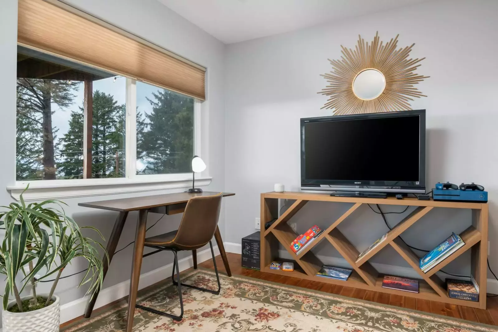 "Beautiful home. Squeaky clean. Close to everything but still felt like we were comfortably tucked away. Would definitely stay again." - Elizabeth