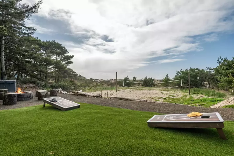 Find out who's the best cornhole player in your family with a championship tournament.