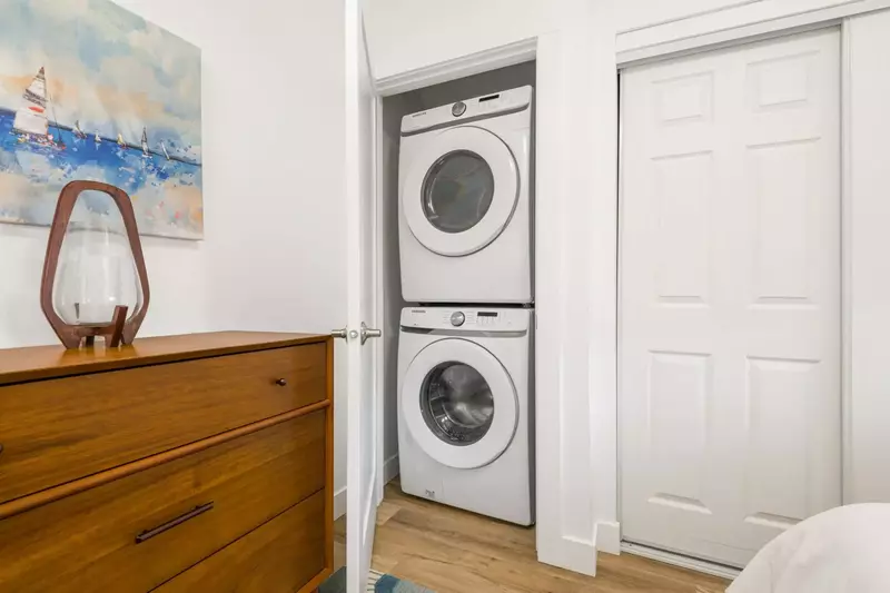 We appreciated being able to do our laundry as well and the appliances were fab. -Christina