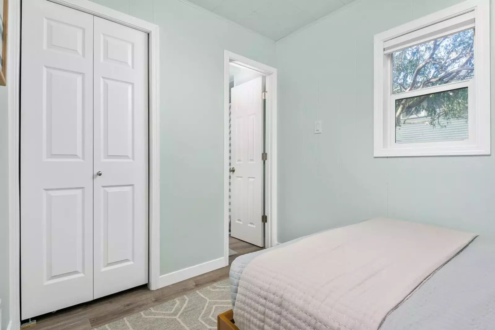 "Nice little place to stay."  -Taylor B.