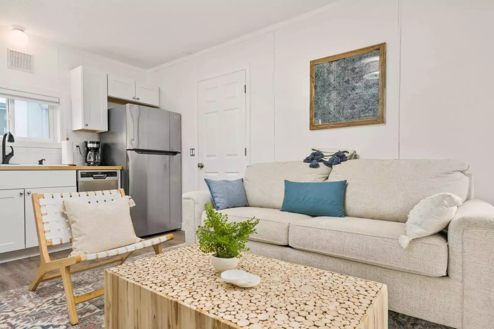 "Well appointed with tasteful decor, fixtures, kitchen stuff and bedding." - Kara