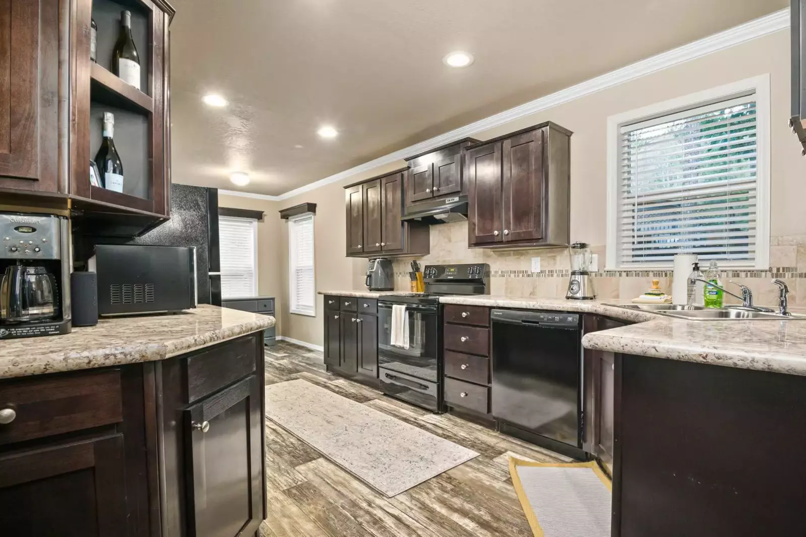 The place is very clean and comfortable and has everything you could need. I️ would 100% recommend a stay here.  -Dale