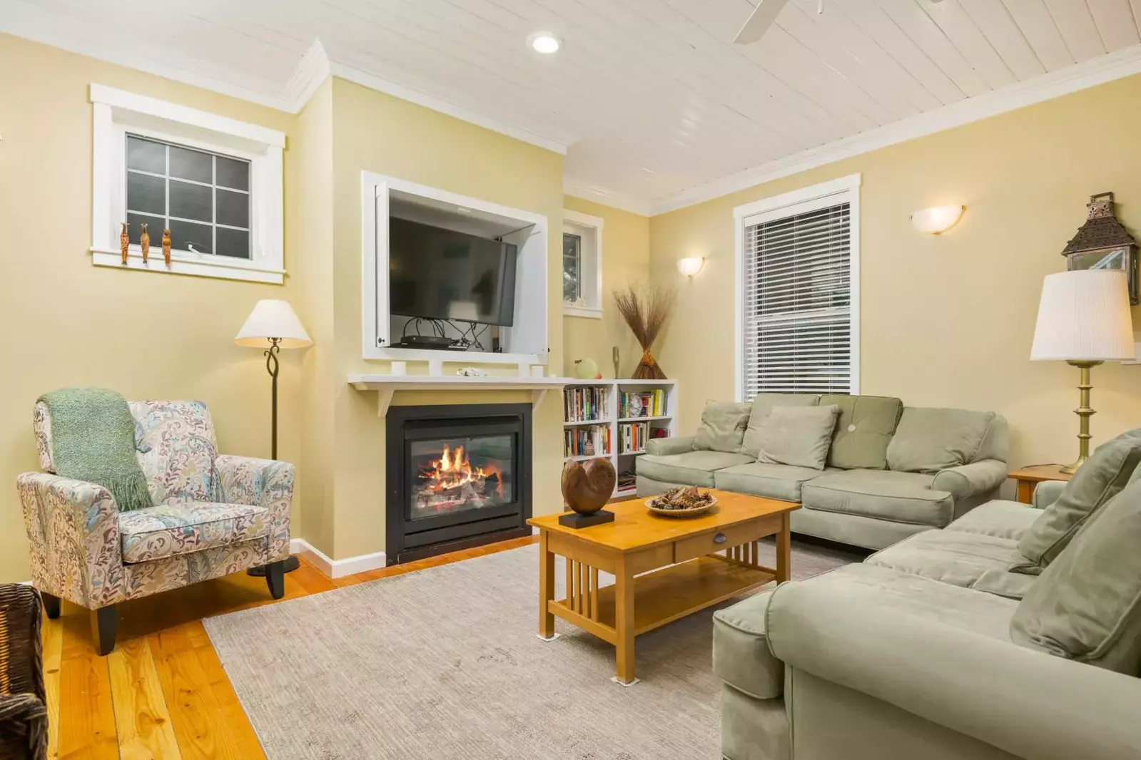 "Wonderful house. Location was perfect for what we were doing. Everyone had their own space, but we were also able to convene as a family." - Bill