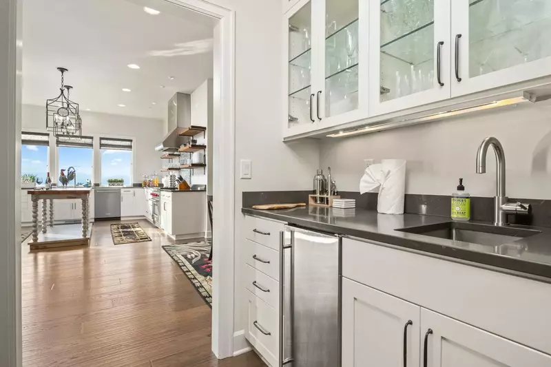 Cook delicious meals for breakfast, lunch, and dinner in this fully equipped kitchen. We suggest gathering ingredients from a Willamette Valley farm.
