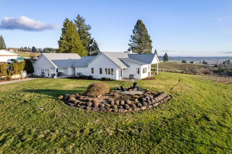 I'm not sure it gets any better than this house for a tranquil staging spot for exploring the Willamette Wine Country.  -Dallas
