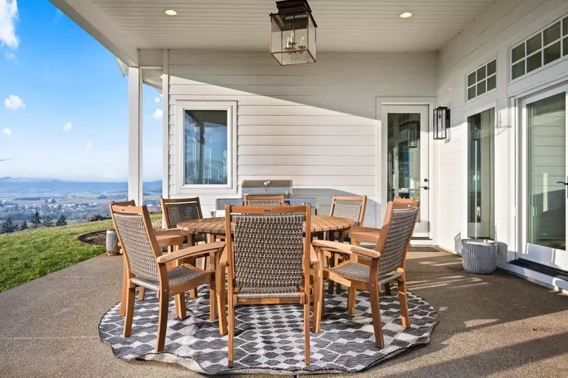 Several comfortable outdoor seating areas take full advantage of the vineyard view.  -Carol F.